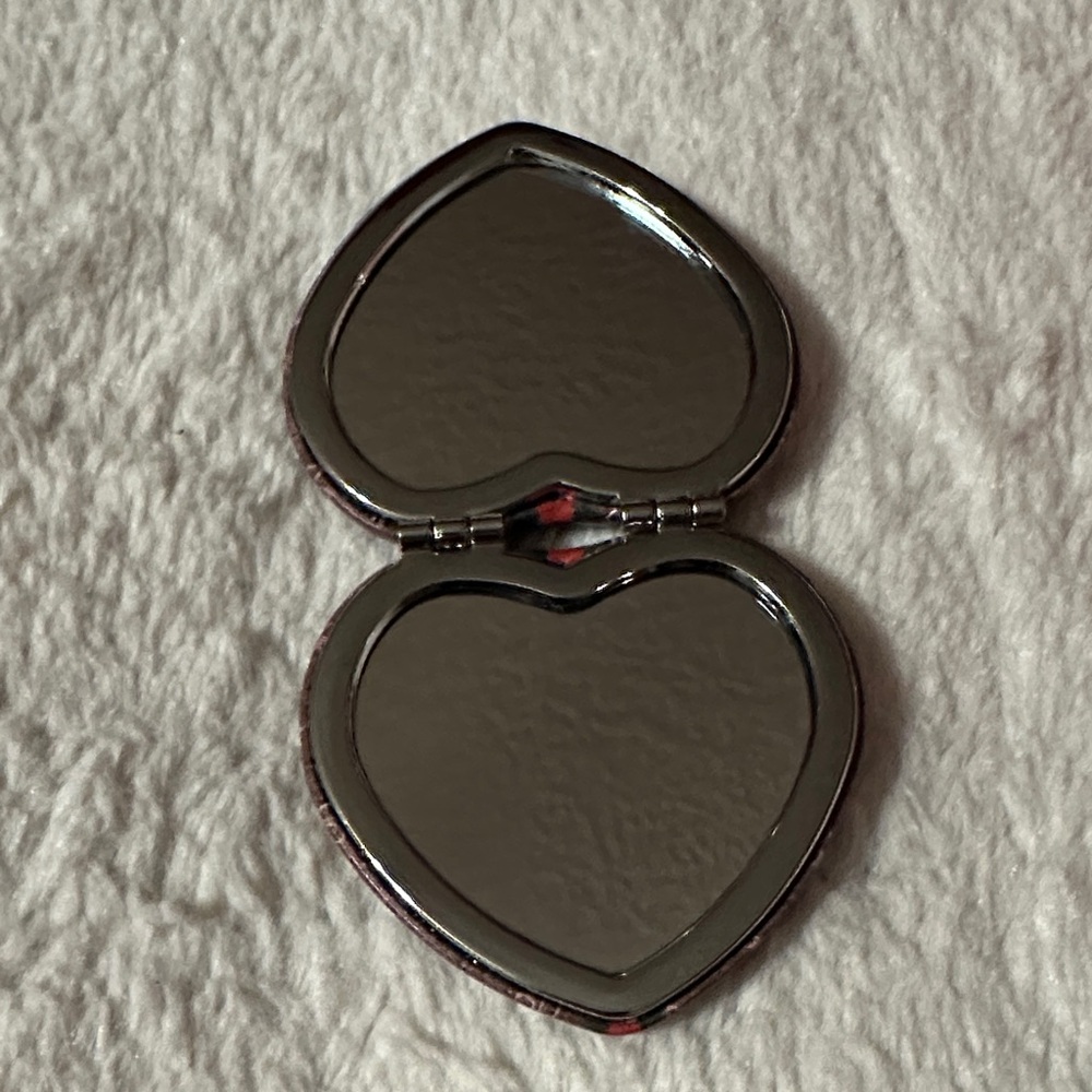 Women’s Accessories Bundle - Picture 4 of 11